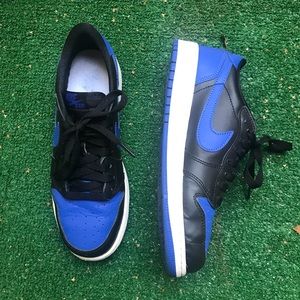 Air Jordan 1 lows SHIPS TODAY